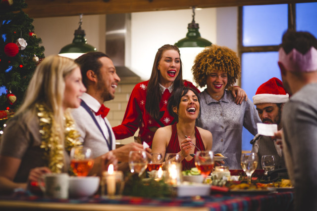 15 Ways to Throw a Holiday Party Like a Hospitality Pro banner