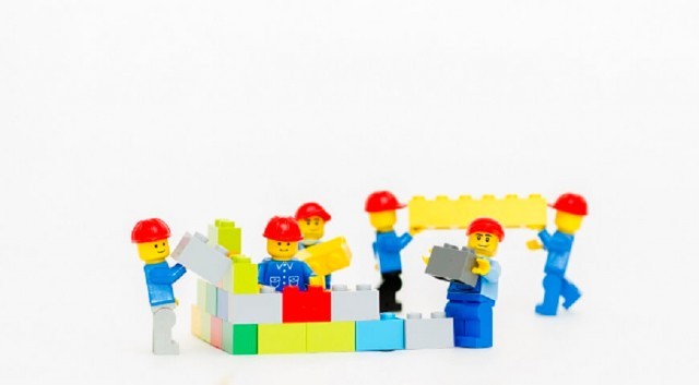 A Lesson from Lego on Building Your Business banner