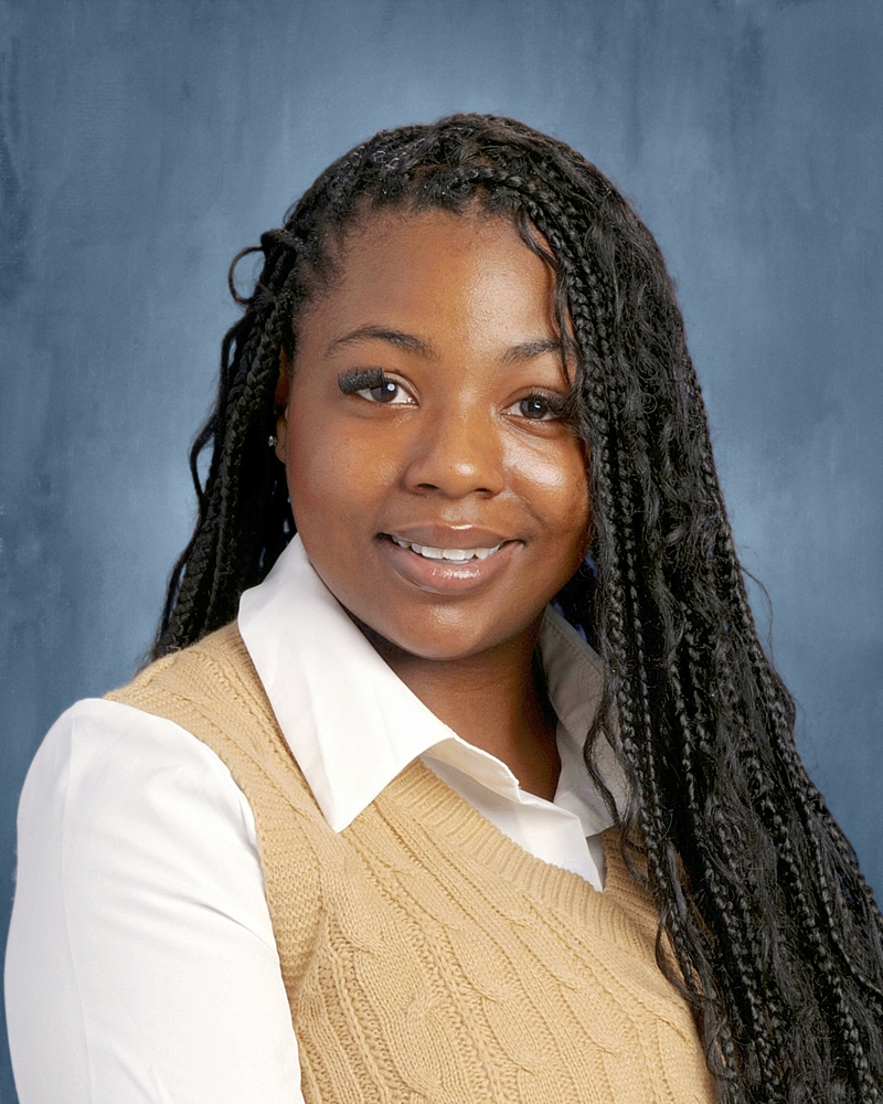Portrait of Jarrchell India Benton, 2026 JWU Online graduate