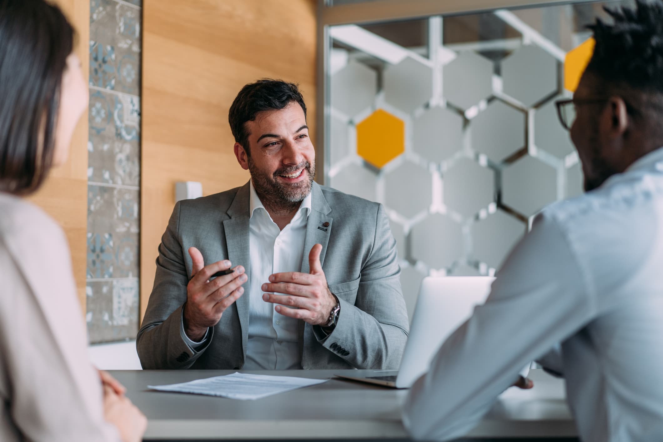 How to Become a Financial Advisor banner