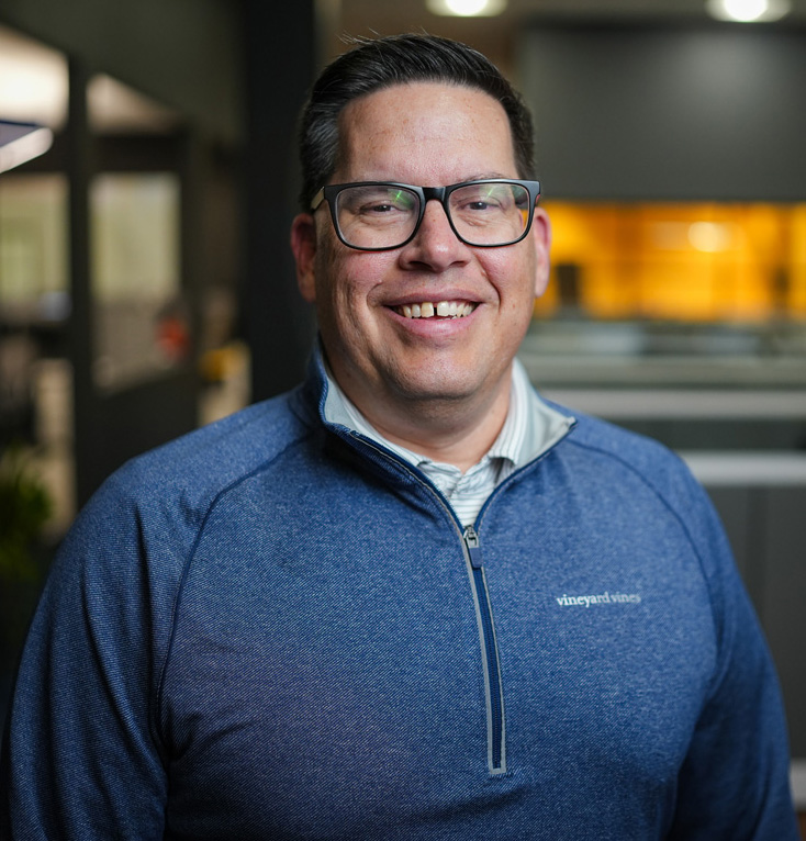 Headshot of Jeffrey Adams.